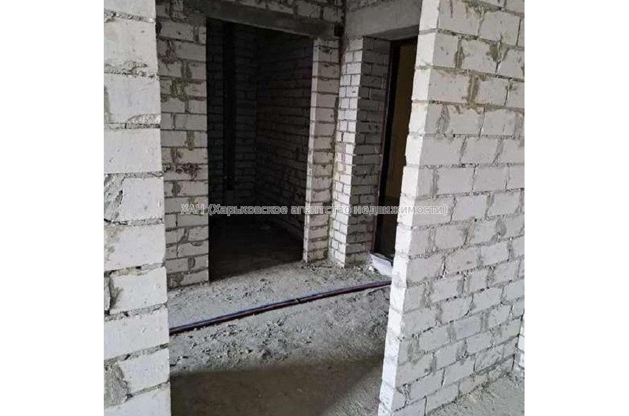 Продам квартиру, Шевченковский пер. , 1  ком., 37 м², без внутренних работ 