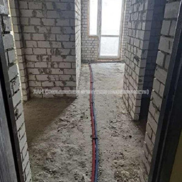 Продам квартиру, Шевченковский пер. , 1  ком., 37 м², без внутренних работ 