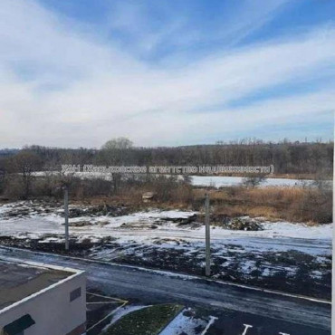 Продам квартиру, Шевченковский пер. , 1  ком., 37 м², без внутренних работ 