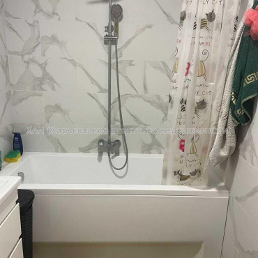 Продам квартиру, Домостроительная ул. , 1  ком., 52 м², капитальный ремонт 