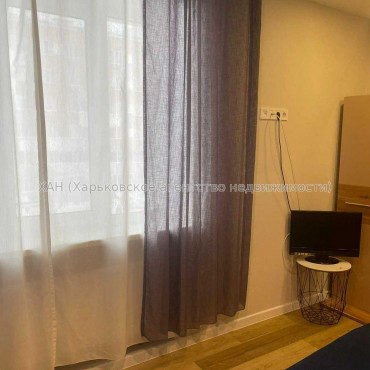 Продам квартиру, Домостроительная ул. , 1  ком., 52 м², капитальный ремонт 