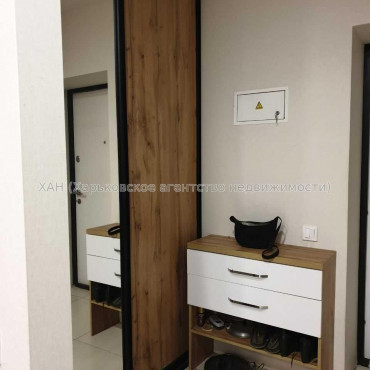 Продам квартиру, Домостроительная ул. , 1  ком., 52 м², капитальный ремонт 