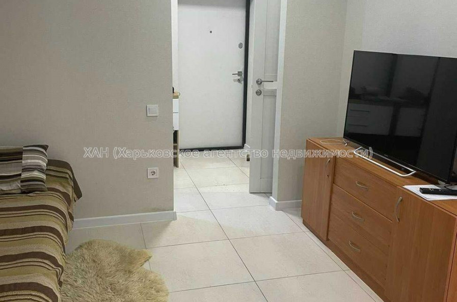 Продам квартиру, Домостроительная ул. , 1 кім., 52 м², капитальный ремонт 