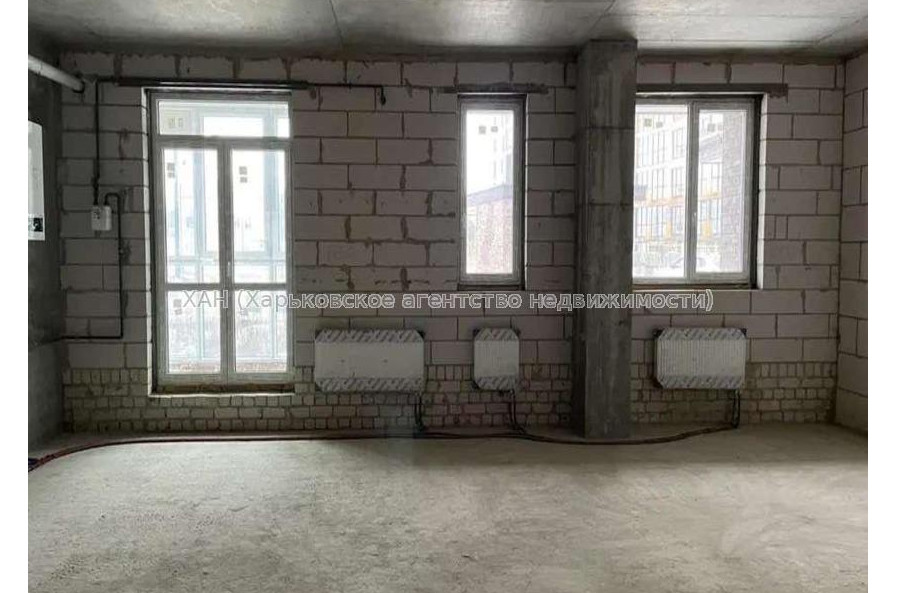 Продам квартиру, Динамовская ул. , 1  ком., 66 м², без ремонта 