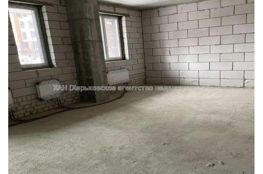 Продам квартиру, Динамовская ул. , 1  ком., 66 м², без ремонта 