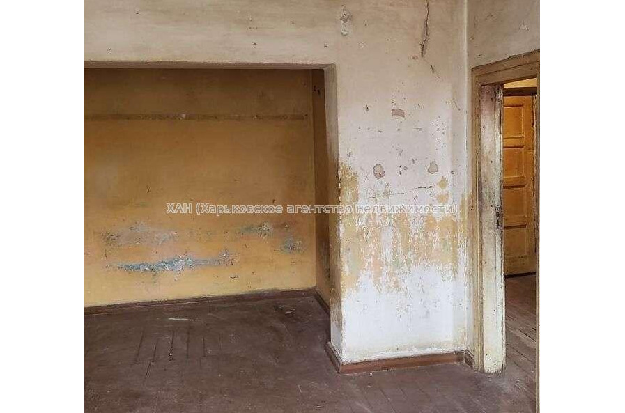 Продам квартиру, Мухачова ул. , 1 кім., 37 м², без ремонта 