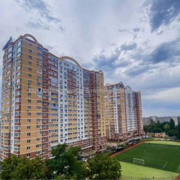 Продам квартиру, Мирослава Мисли ул. , 2  ком., 58 м², без ремонта 