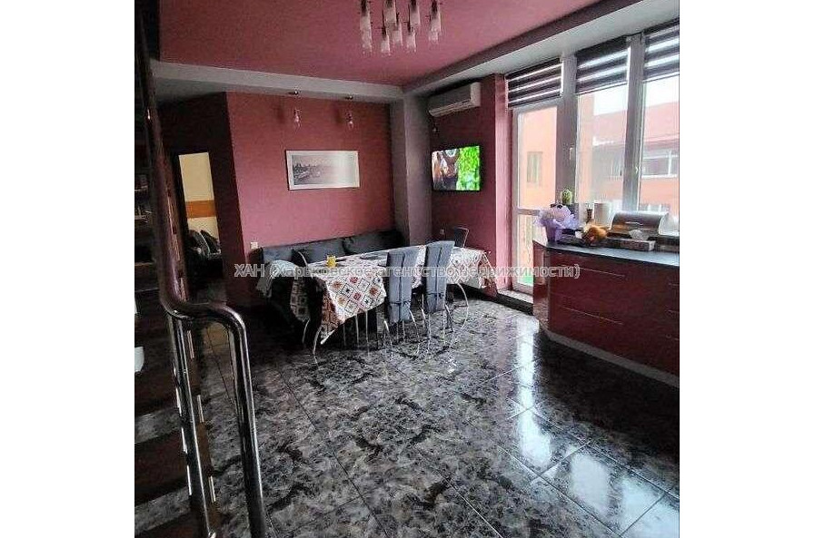 Продам квартиру, Новоалександровская ул. , 4 кім., 161 м², евроремонт 