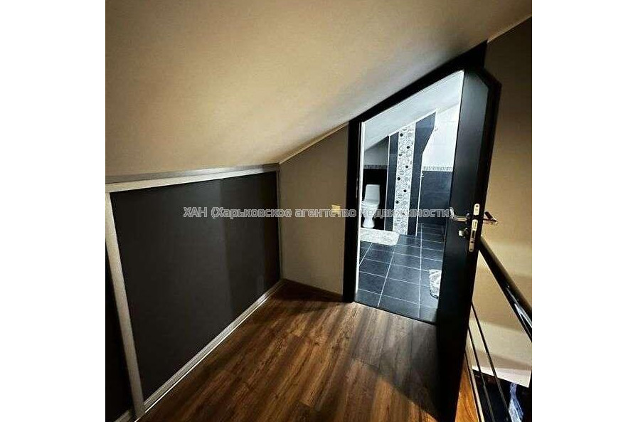 Продам квартиру, Новоалександровская ул. , 4 кім., 161 м², евроремонт 