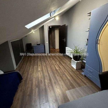 Продам квартиру, Новоалександровская ул. , 4  ком., 161 м², евроремонт 