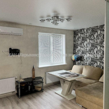 Продам квартиру, Победы просп. , 1  ком., 41 м², капитальный ремонт 