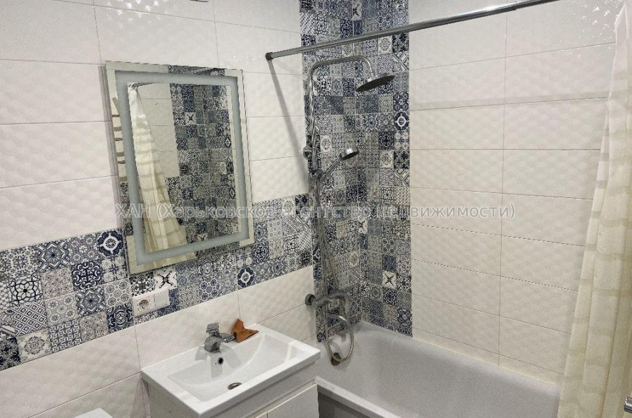 Продам квартиру, Победы просп. , 1 кім., 41 м², капитальный ремонт 