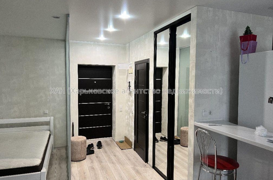 Продам квартиру, Победы просп. , 1 кім., 41 м², капитальный ремонт 