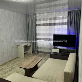 Продам квартиру, Бучмы ул. , 1 кім., 33 м², евроремонт
