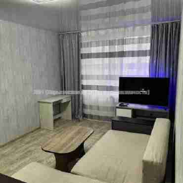 Продам квартиру, Бучмы ул. , 1 кім., 33 м², евроремонт 