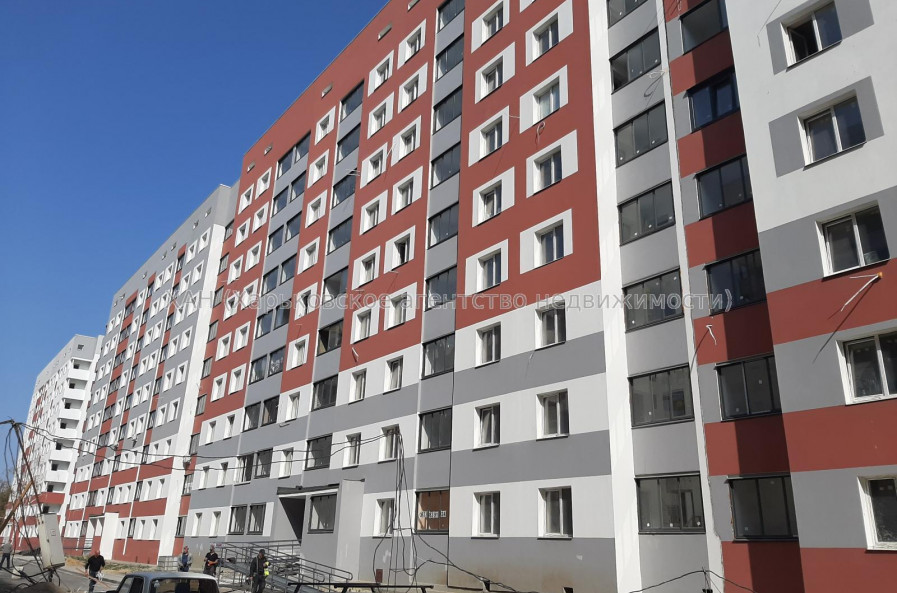 Продам квартиру, Борткевича ул. , 1 кім., 40 м², без внутренних работ 