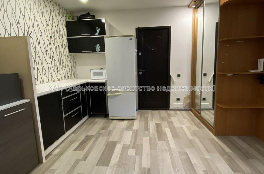 Продам квартиру, Байрона пр-т , 2 кім., 47 м², капитальный ремонт 