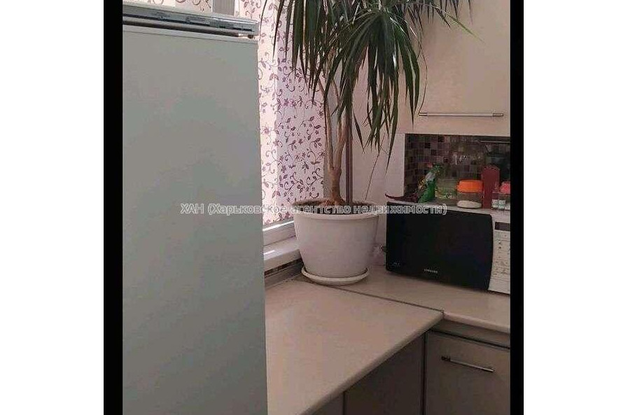 Продам квартиру, Богомольца ул. , 1  ком., 38 м², косметический ремонт 