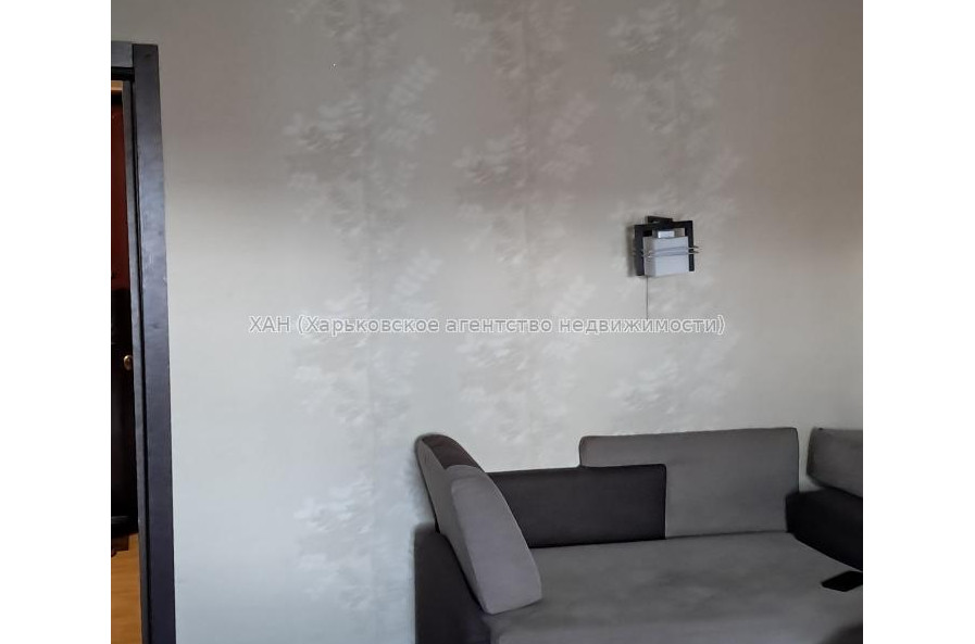 Продам квартиру, Богомольца ул. , 1 кім., 38 м², косметический ремонт 
