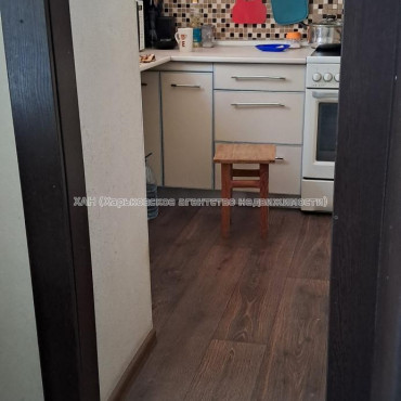 Продам квартиру, Богомольца ул. , 1 кім., 38 м², косметический ремонт 