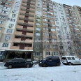 Продам квартиру, Дружбы Народов ул. , 2 кім., 77 м², частичный ремонт 