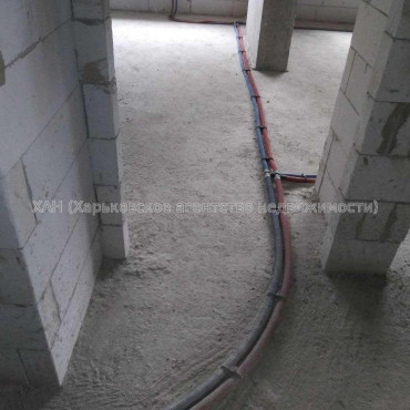 Продам квартиру, Молочная ул. , 2  ком., 84 м², без внутренних работ  - фото 1 Продам квартиру, Молочная ул. , 2  ком., 84 м², без внутренних работ