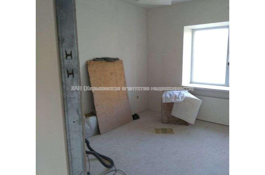 Продам квартиру, Независимости пр-т , 6  ком., 210 м², без ремонта 