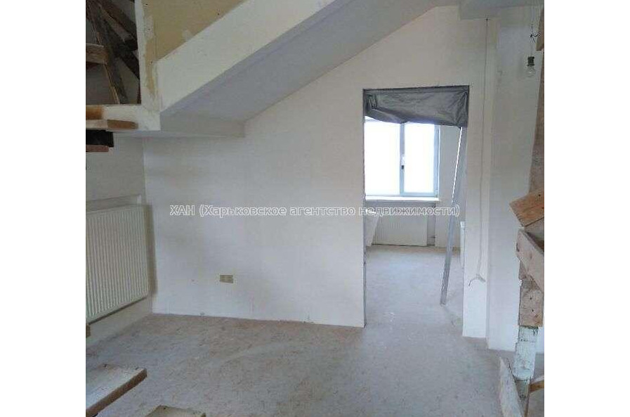 Продам квартиру, Независимости пр-т , 6  ком., 210 м², без ремонта 