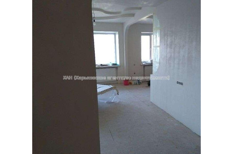 Продам квартиру, Независимости пр-т , 6  ком., 210 м², без ремонта 