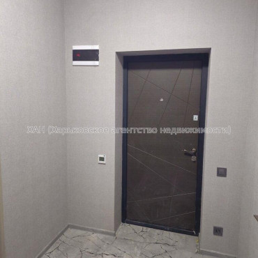 Продам квартиру, Тракторостроителей просп. , 2 кім., 40 м², евроремонт 