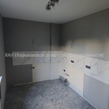 Продам квартиру, Тракторостроителей просп. , 2 кім., 40 м², евроремонт 