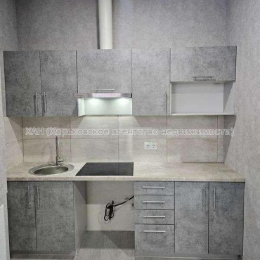 Продам квартиру, Тракторостроителей просп. , 2 кім., 40 м², евроремонт 