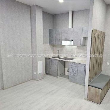 Продам квартиру, Тракторостроителей просп. , 2 кім., 40 м², евроремонт 
