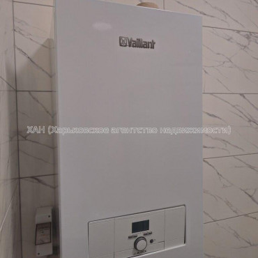 Продам квартиру, Тракторостроителей просп. , 2 кім., 40 м², евроремонт 