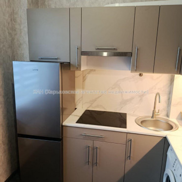 Продам квартиру, Тракторостроителей просп. , 2 кім., 36 м², евроремонт 