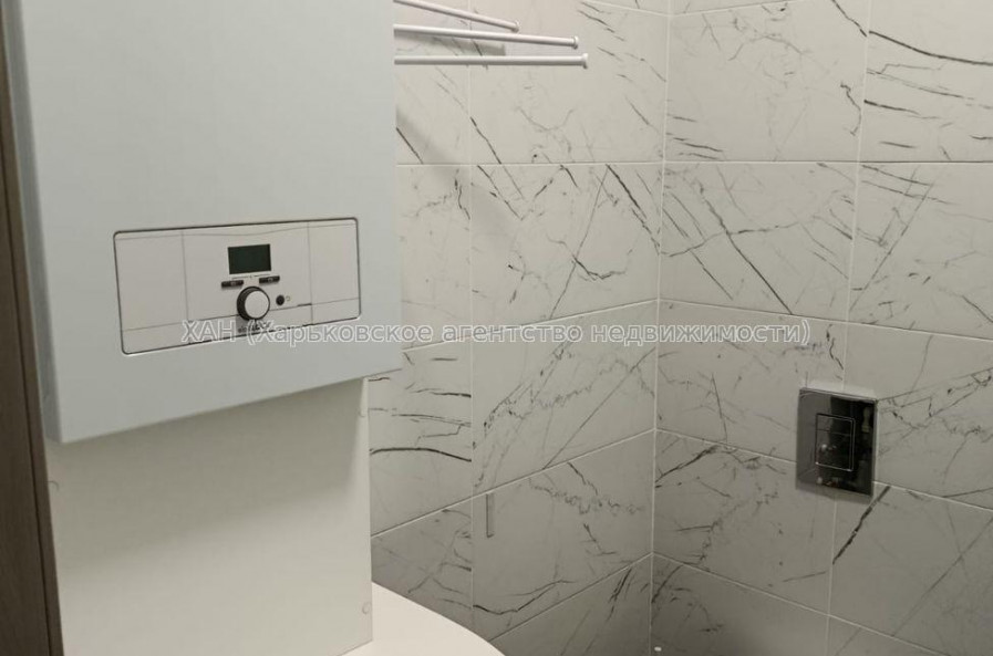 Продам квартиру, Тракторостроителей просп. , 2 кім., 36 м², евроремонт 