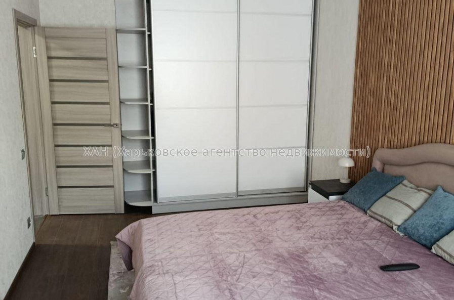 Продам квартиру, Тракторостроителей просп. , 2 кім., 36 м², евроремонт 