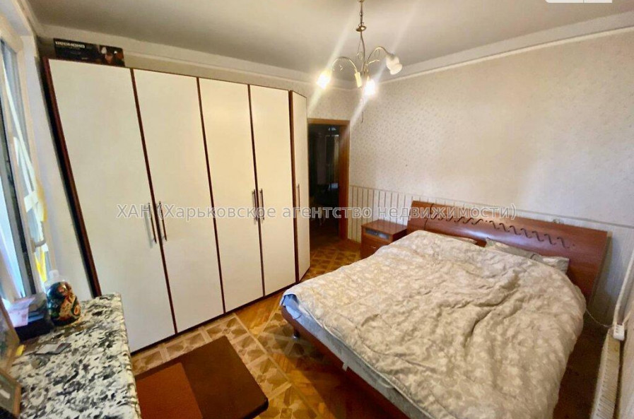 Продам квартиру, Непокоренных ул. , 3  ком., 68 м², косметический ремонт 
