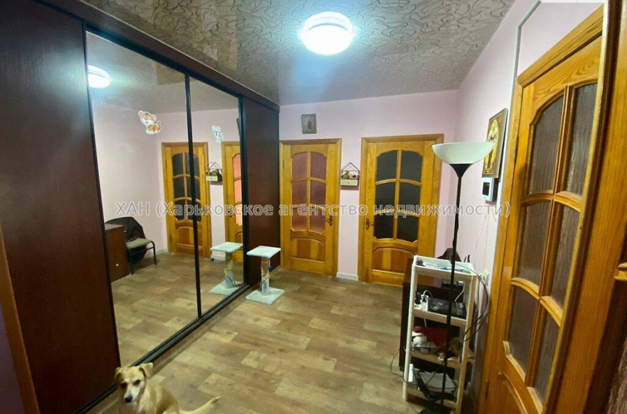 Продам квартиру, Непокоренных ул. , 3  ком., 68 м², косметический ремонт 