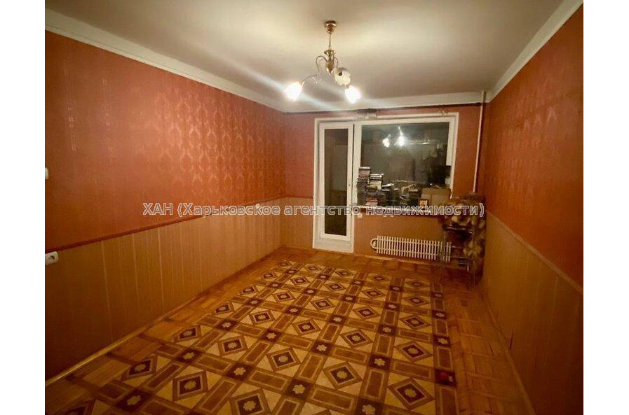 Продам квартиру, Непокоренных ул. , 3  ком., 68 м², косметический ремонт 