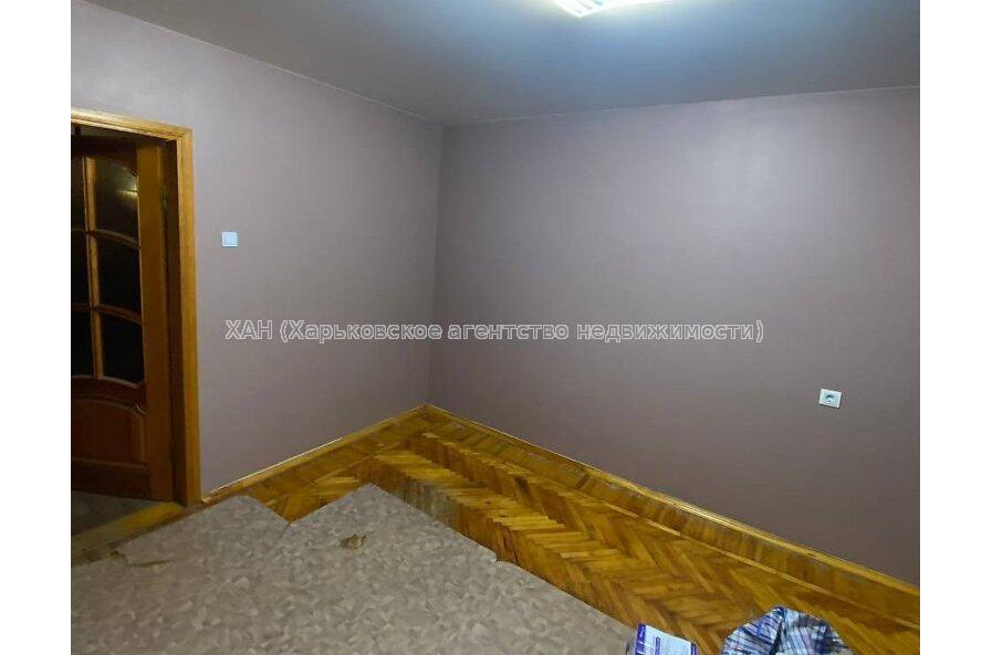 Продам квартиру, Непокоренных ул. , 3 кім., 68 м², косметический ремонт 