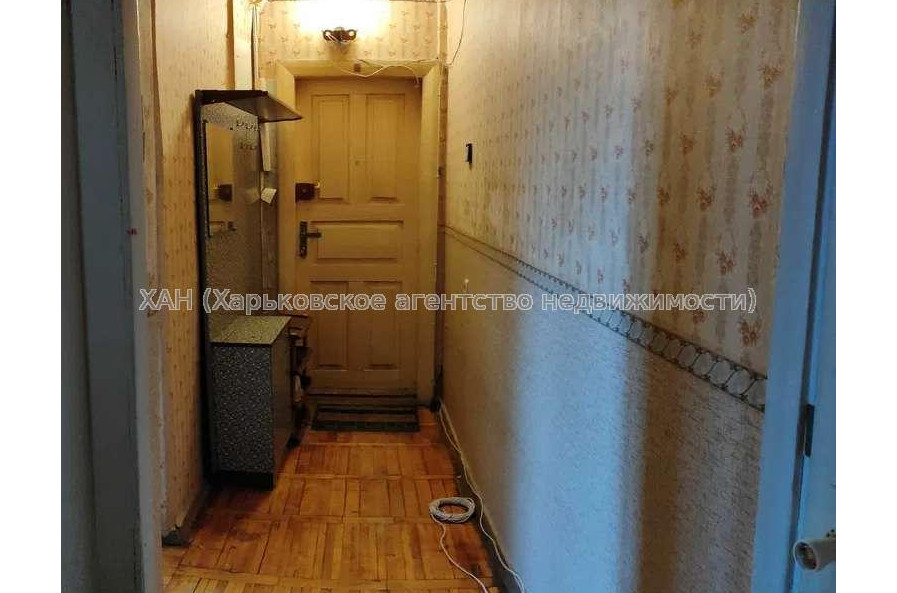 Продам квартиру, Владислава Зубенко ул. , 2  ком., 43 м², косметический ремонт 