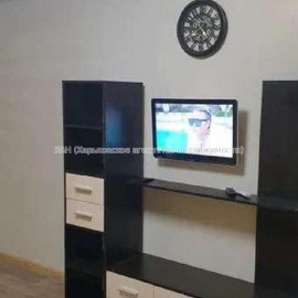 Продам квартиру, Валентиновская ул. , 1 кім., 33 м², капитальный ремонт