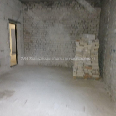 Продам квартиру, Кричевского ул. , 1  ком., 30 м², без внутренних работ 