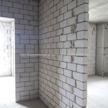 Продам квартиру, Шевченко ул. , 1  ком., 40 м², без внутренних работ 