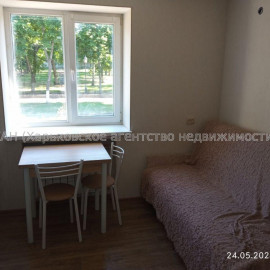 Сдам квартиру, Грищенко ул. , 26 , 1  ком., 18 м², косметический ремонт