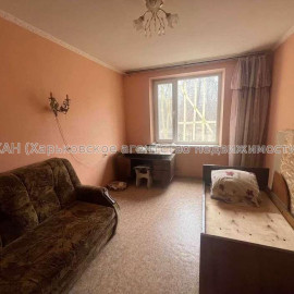 Продам квартиру, Деревянко Алексея ул. , 3  ком., 64 м², косметический ремонт