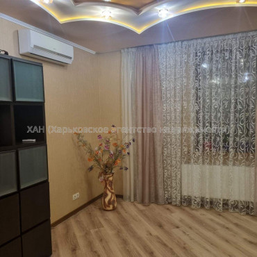 Продам квартиру, Мирослава Мисли ул. , 2 кім., 79 м², евроремонт  - фото 2 Продам квартиру, Мирослава Мисли ул. , 2 кім., 79 м², евроремонт