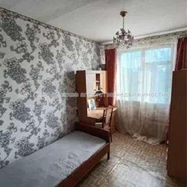 Продам квартиру, Бучмы ул. , 2 кім., 46 м², косметический ремонт 