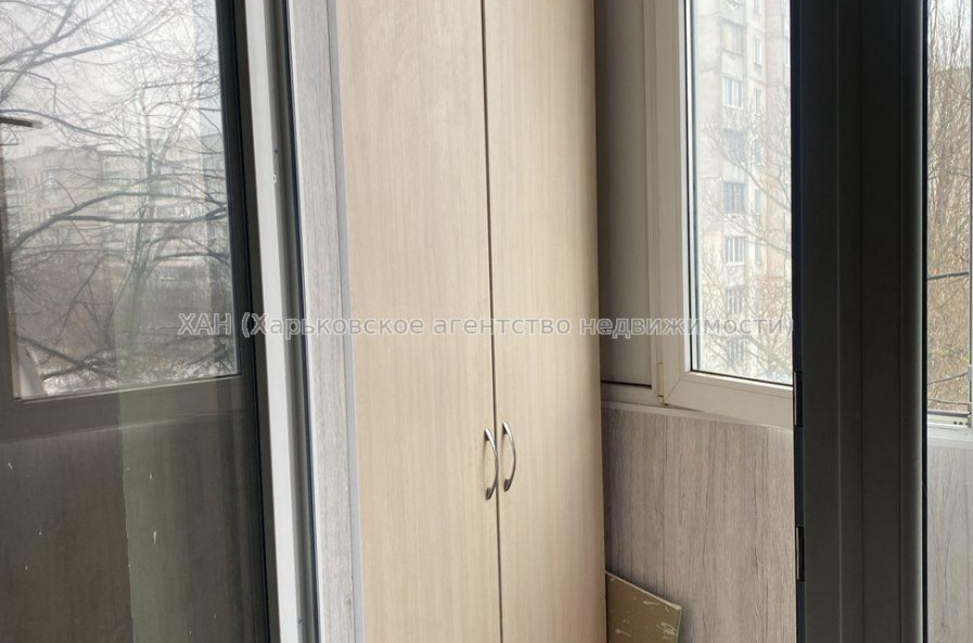 Продам квартиру, Гвардейцев Широнинцев ул. , 3 кім., 65 м², без отделочных работ 